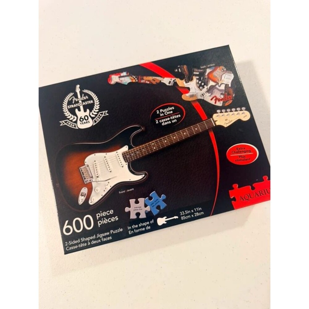 Fender Stratocaster Guitar 60 Years 600 Pc Jigsaw Puzzle Aquarius Games SEALED
